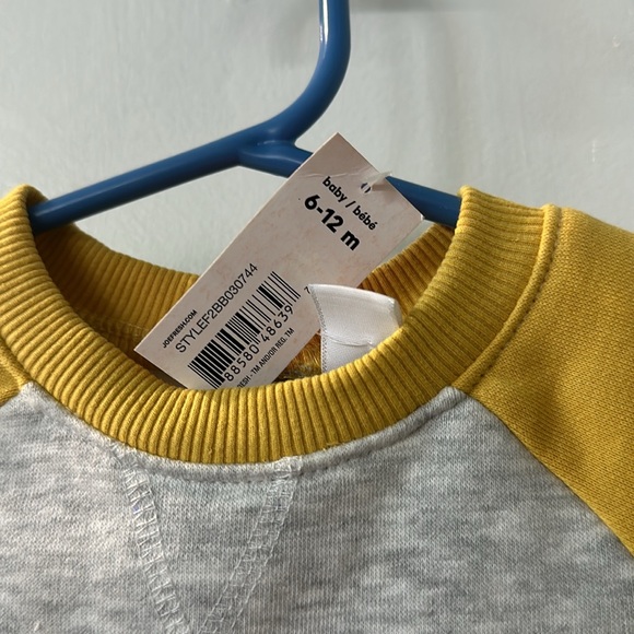 6-12m Rainbow Dino Romper - Picture 4 of 5